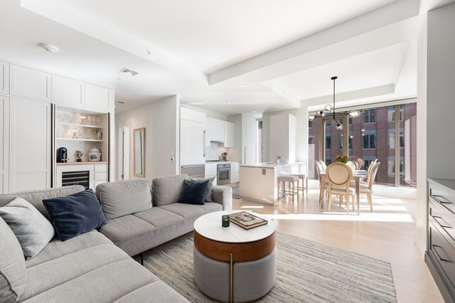 135 Seaport Blvd 1806, Boston, MA 02210