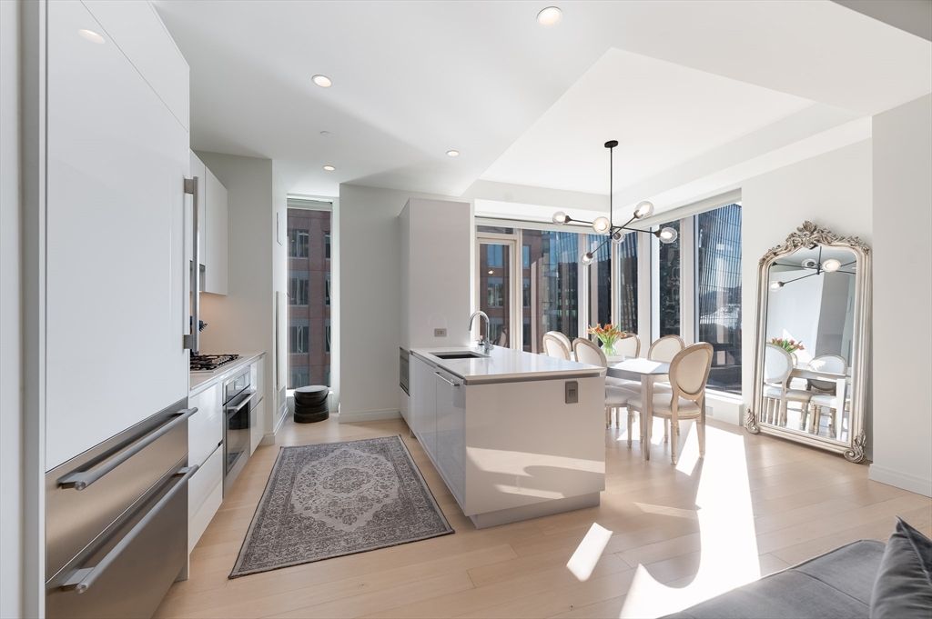 135 Seaport Blvd 1806, Boston, MA 02210