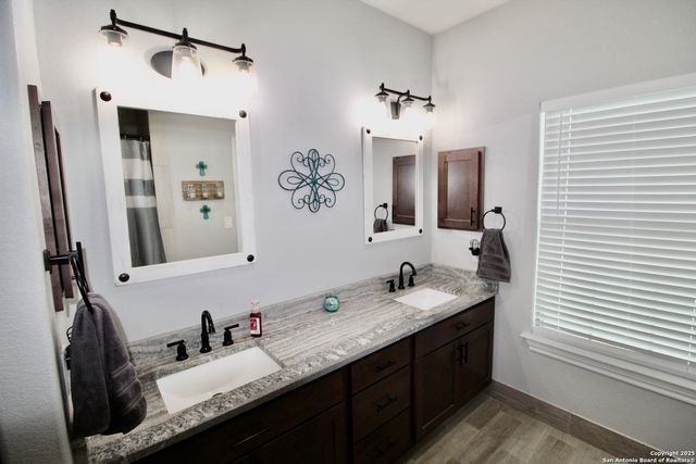 132 Tree Farm, Lytle, TX 78052