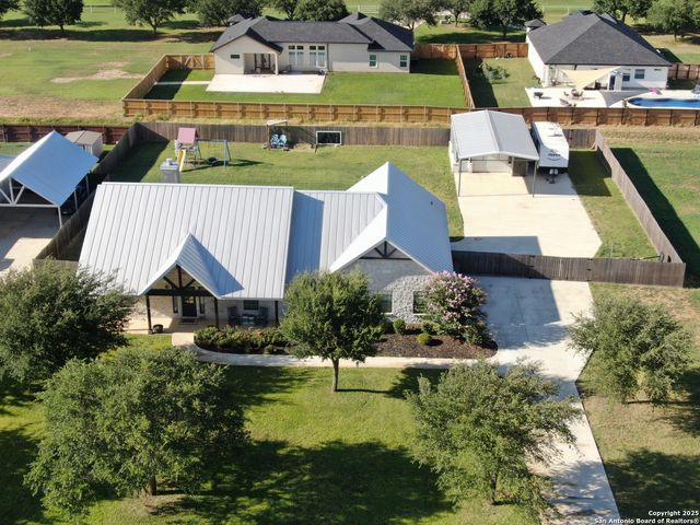 132 Tree Farm, Lytle, TX 78052