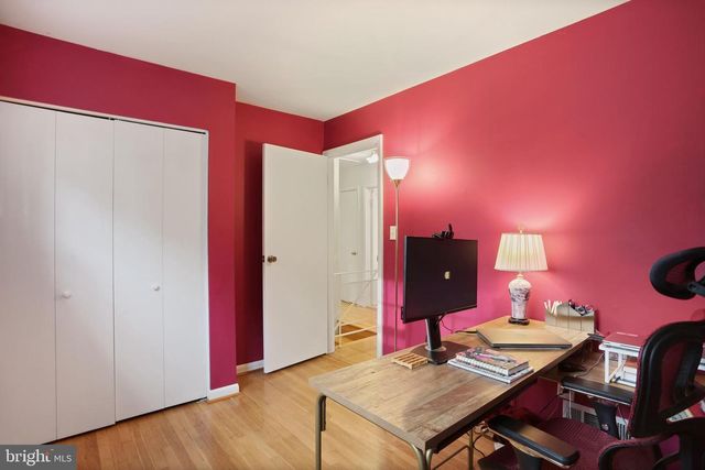 4848 RED FOX DR, Annandale, VA 22003