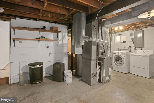 4848 RED FOX DR, Annandale, VA 22003