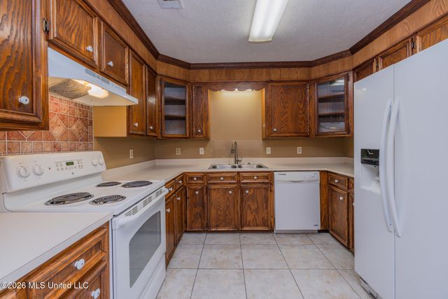 26 Brock Drive, Byram, MS 39272