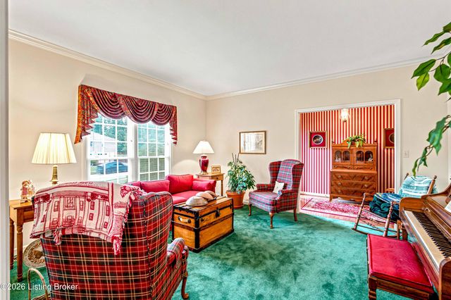 429 Seneca Rd, Shelbyville, KY 40065