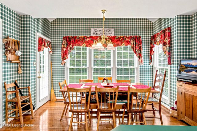 429 Seneca Rd, Shelbyville, KY 40065