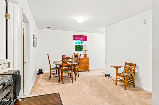 429 Seneca Rd, Shelbyville, KY 40065