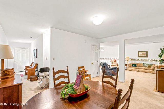 429 Seneca Rd, Shelbyville, KY 40065