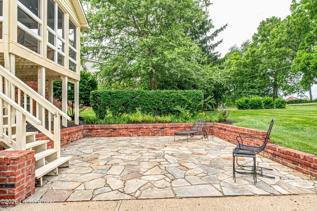 429 Seneca Rd, Shelbyville, KY 40065