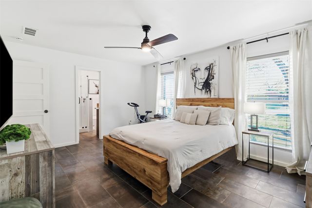 403 Rickey Canyon Avenue, Desoto, TX 75115