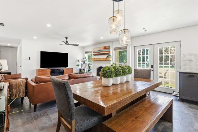 403 Rickey Canyon Avenue, Desoto, TX 75115