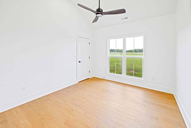 7838 Woodfin Rd, Christiana, TN 37037