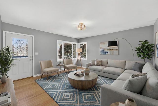 7042 Lone Elm DRIVE, Racine, WI 53402