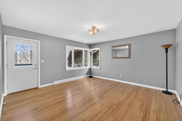 7042 Lone Elm DRIVE, Racine, WI 53402