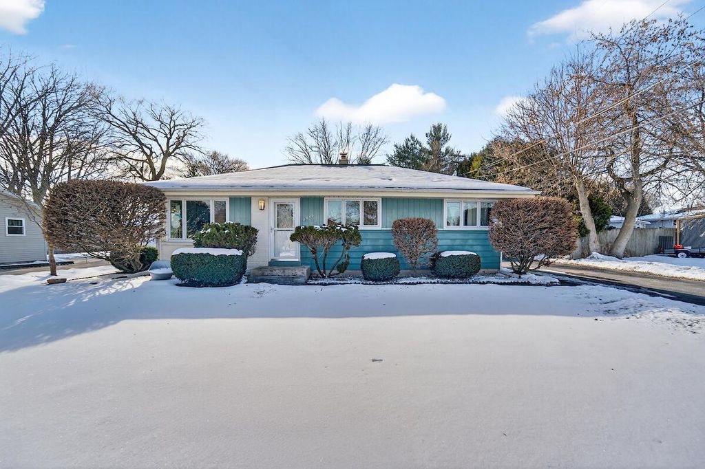 7042 Lone Elm DRIVE, Racine, WI 53402