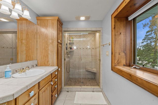 N51W35827 Hillcrest COURT, Oconomowoc, WI 53066