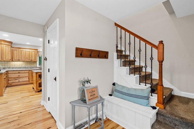 N51W35827 Hillcrest COURT, Oconomowoc, WI 53066