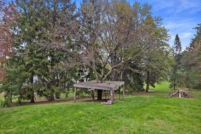 N51W35827 Hillcrest COURT, Oconomowoc, WI 53066