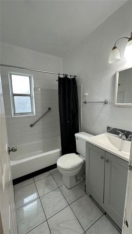 414 NW 15th Way A, Fort Lauderdale, FL 33311