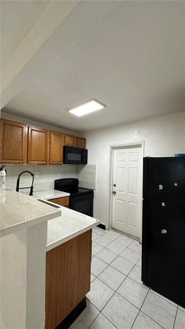 414 NW 15th Way A, Fort Lauderdale, FL 33311