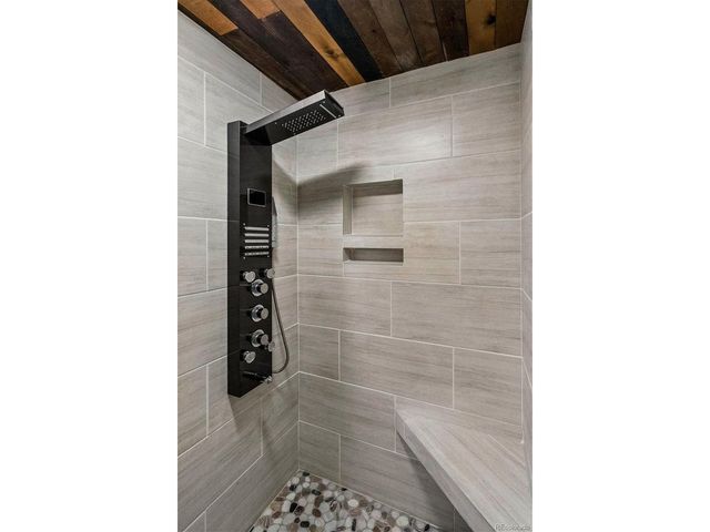 8114 S Zephyr Way, Littleton, CO 80128