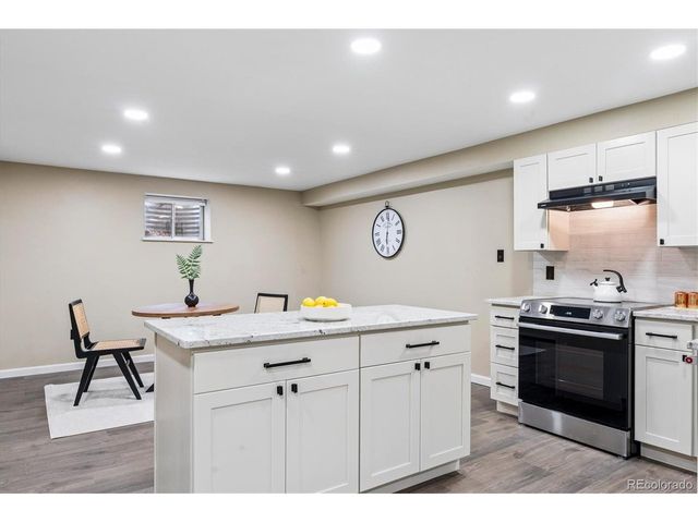 8114 S Zephyr Way, Littleton, CO 80128