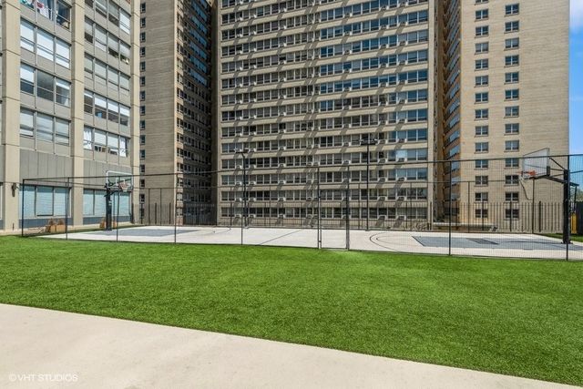 655 W Irving Park Road W 5003, Chicago, IL 60613