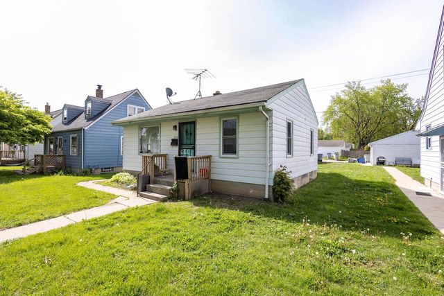 3819 W Douglas AVENUE, Milwaukee, WI 53209