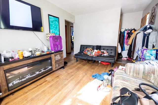 3819 W Douglas AVENUE, Milwaukee, WI 53209