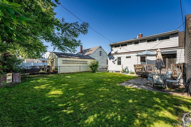 71 Wrexham Court North, Tonawanda, NY 14150