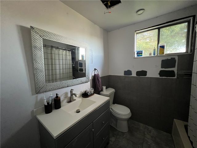 3204 Orchard St, Mckeesport, PA 15132