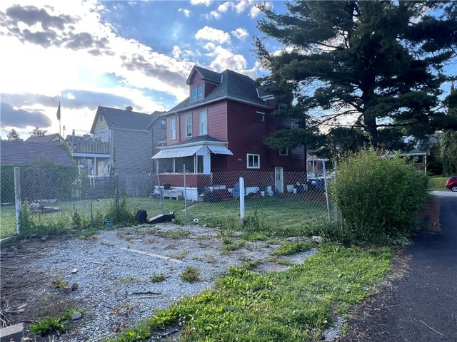 3204 Orchard St, Mckeesport, PA 15132
