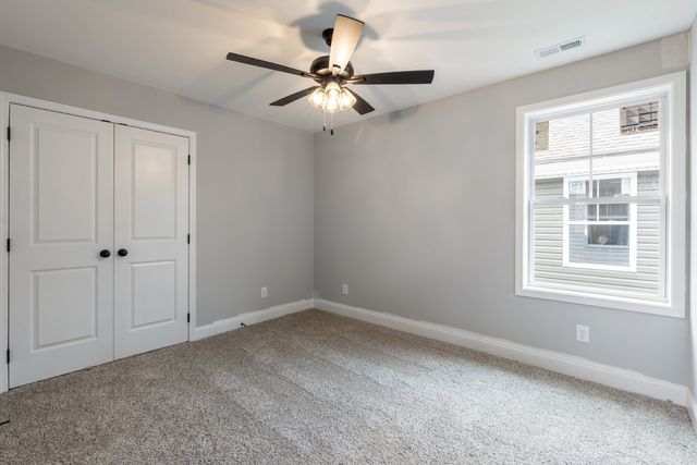 87 Charlotte Rd, Clarksville, TN 37040