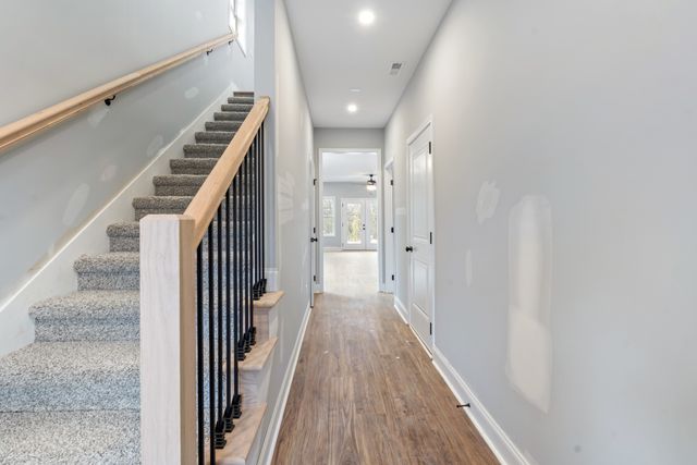 87 Charlotte Rd, Clarksville, TN 37040