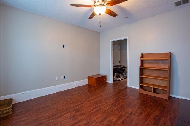 714 Oak Park Drive, Choctaw, OK 73020