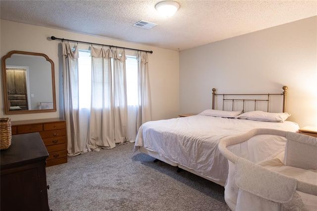 714 Oak Park Drive, Choctaw, OK 73020