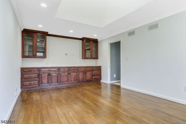 1008 Mary Allen Ln, Mountainside Boro, NJ 07092