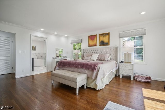 1008 Mary Allen Ln, Mountainside Boro, NJ 07092