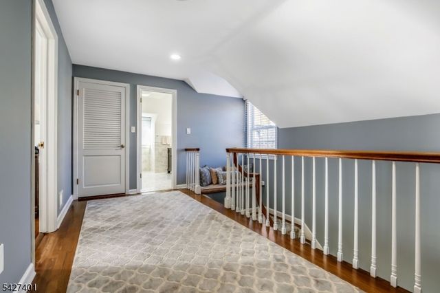 1008 Mary Allen Ln, Mountainside Boro, NJ 07092
