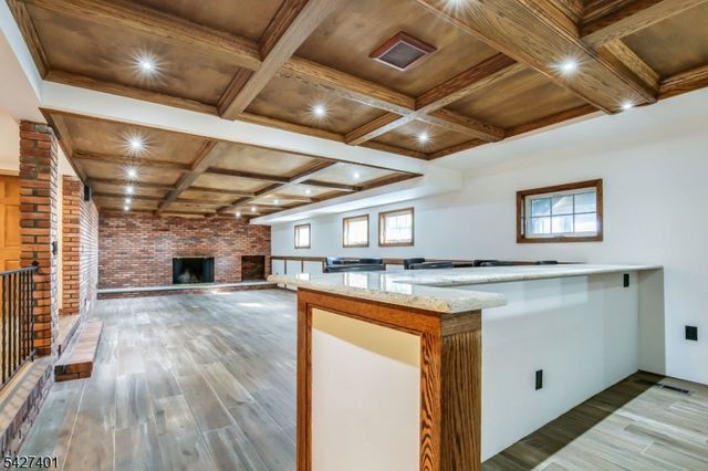 1008 Mary Allen Ln, Mountainside Boro, NJ 07092
