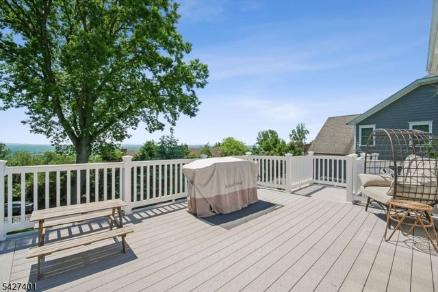 1008 Mary Allen Ln, Mountainside Boro, NJ 07092