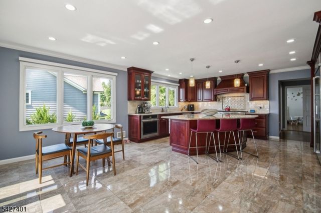 1008 Mary Allen Ln, Mountainside Boro, NJ 07092