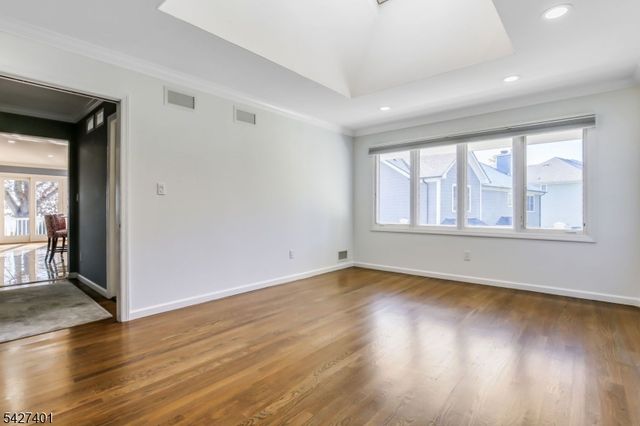 1008 Mary Allen Ln, Mountainside Boro, NJ 07092