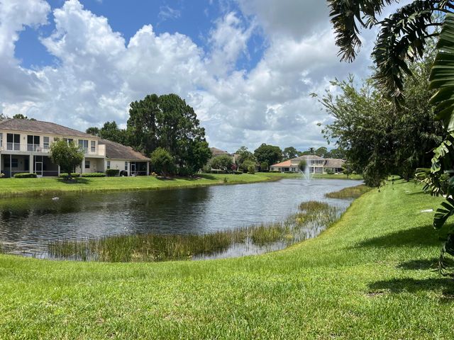 9201 Wentworth Lane, Port St. Lucie, Port St Lucie, FL 34986