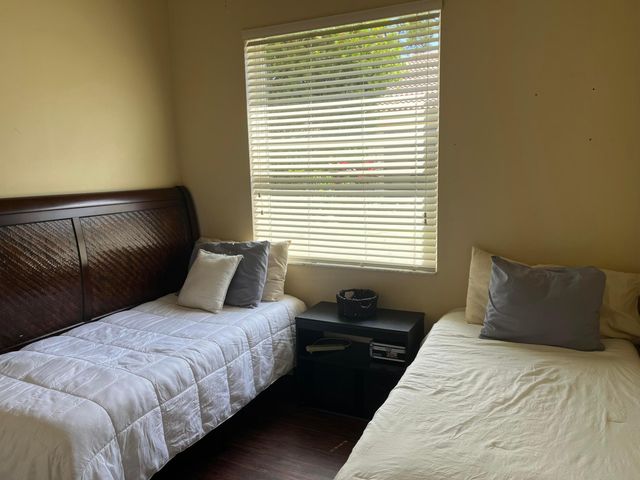 9201 Wentworth Lane, Port St. Lucie, Port St Lucie, FL 34986