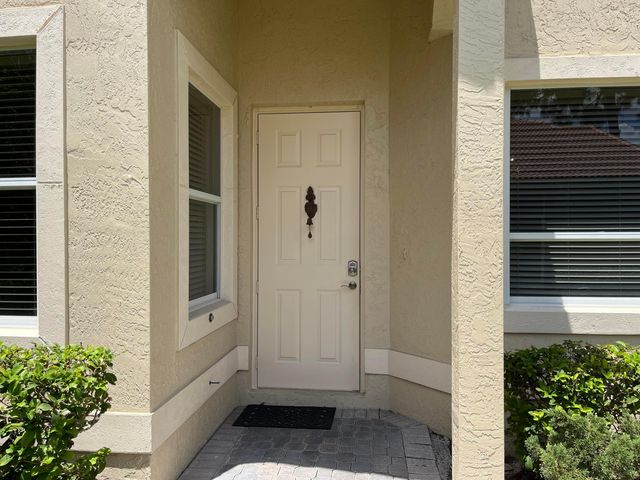 9201 Wentworth Lane, Port St. Lucie, Port St Lucie, FL 34986