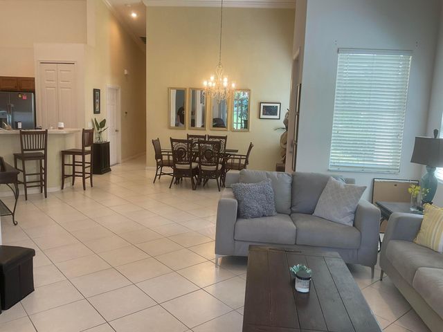 9201 Wentworth Lane, Port St. Lucie, Port St Lucie, FL 34986