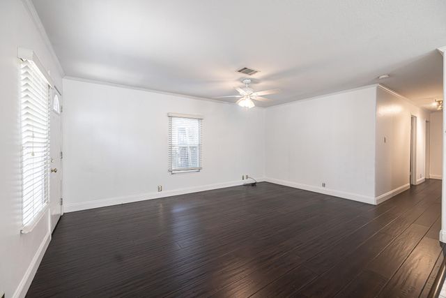 11738 Greencanyon Drive, Houston, TX 77044