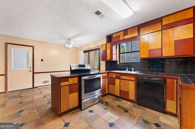 3244 Harbor Woods Road, Decatur, GA 30034
