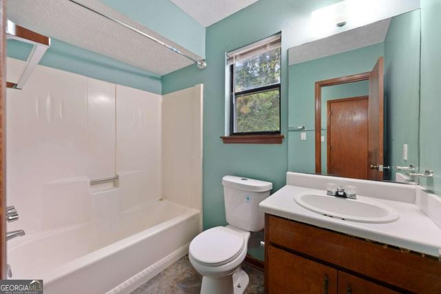 3244 Harbor Woods Road, Decatur, GA 30034