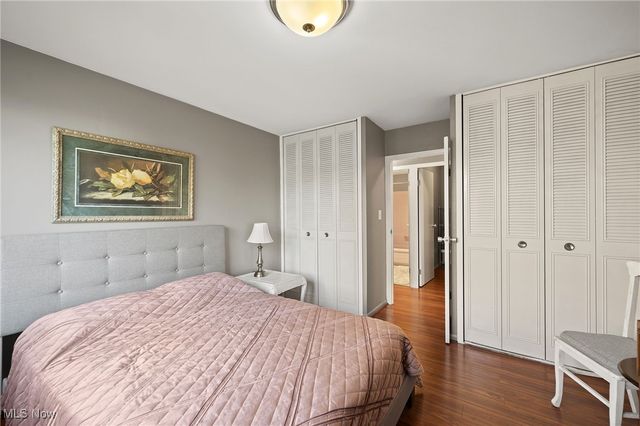 12520 Edgewater Drive 606, Lakewood, OH 44107